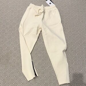 Cream Men’s Medium Jogger Pants